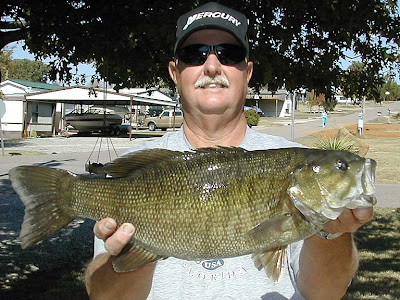 Lake Texoma fishing report from Ray Farrior of Snowgoose Guide Service, Lake Texoma fishing guide.