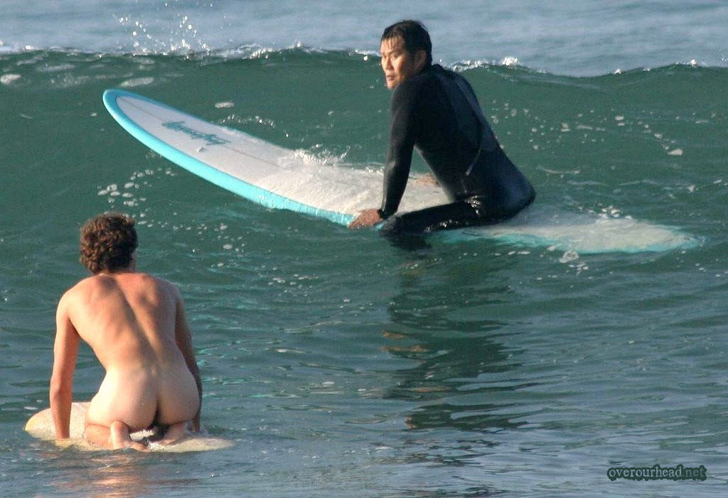 [SURF+nackt.jpg]