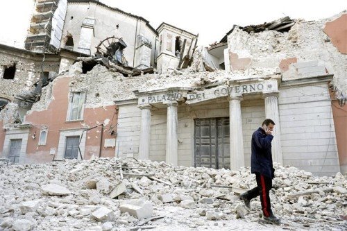[abruzzo-terremoto-2009.jpg]