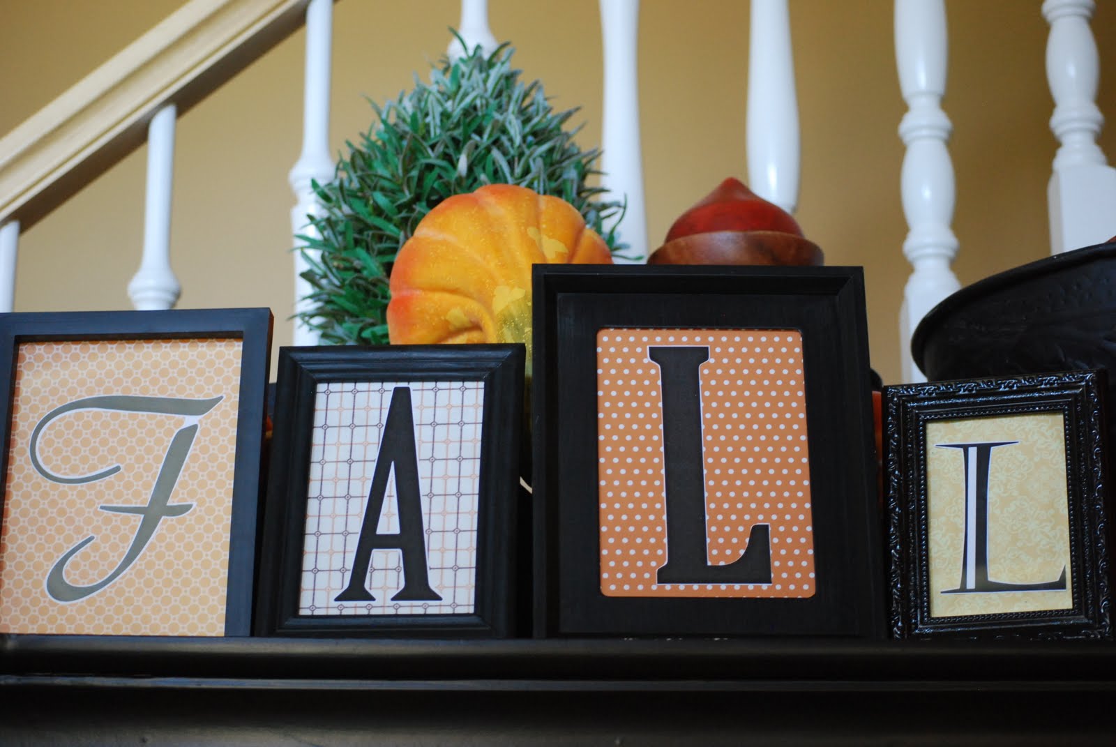 [fall+decorations.jpg]