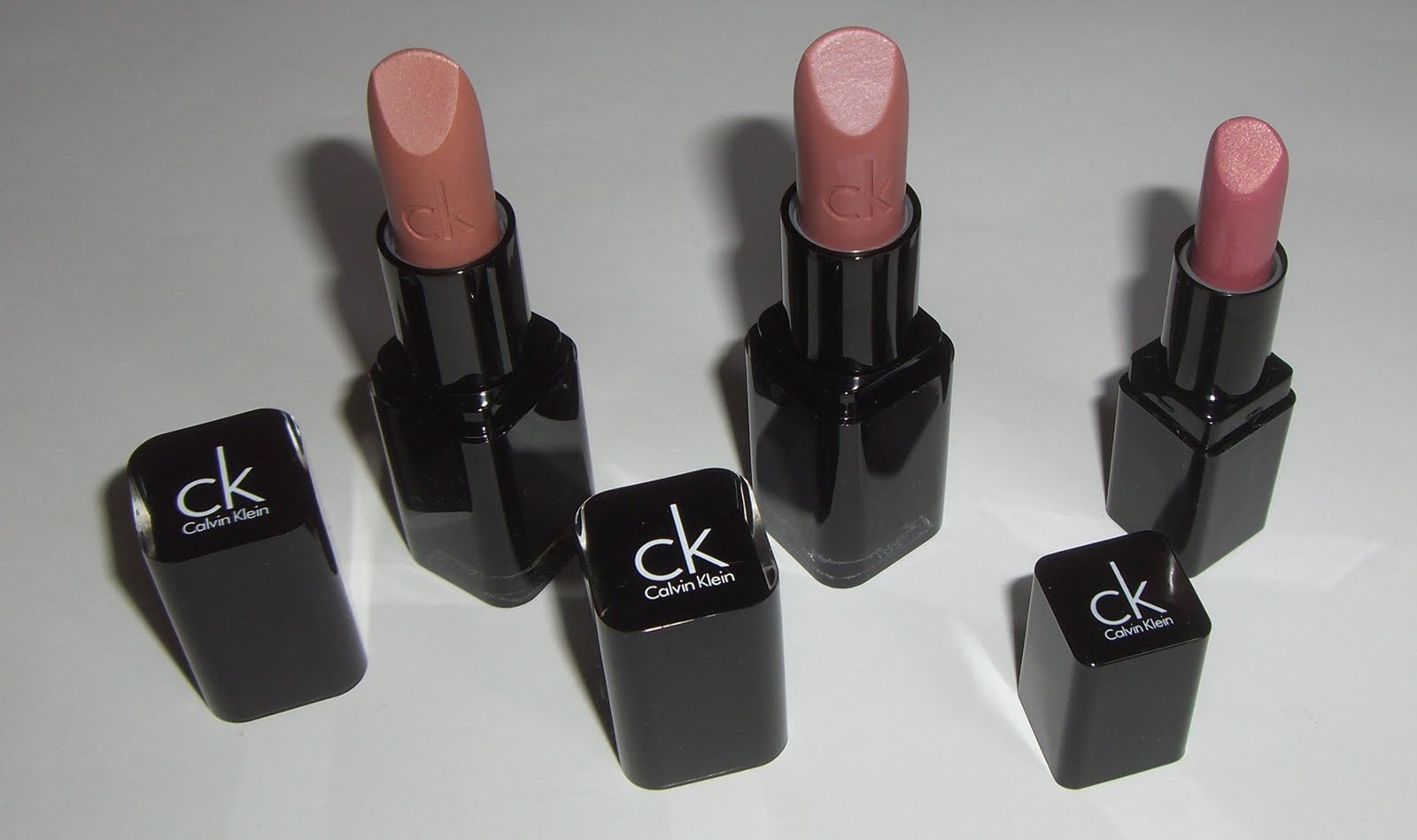 Storbritannien riktigt bekvämt Storbritannien butik Schni's Beauty Blog: Calvin Klein: Lipstick Storbritannien riktigt bekvämt Storbritannien butik Schni's Beauty Blog: Calvin Klein: Lipstick
