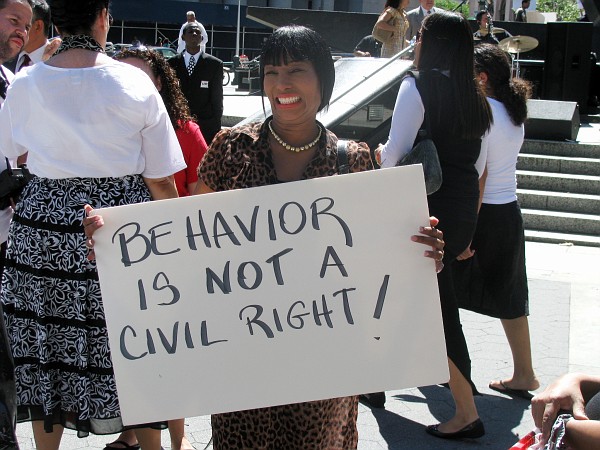 [9708RevDiaz007-vi.jpg]