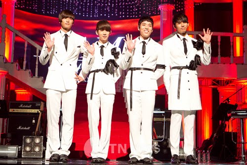 [News] 2AM’s official first album “Quality album with 2 years worth