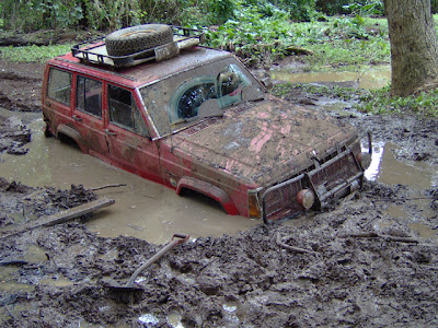 Cars Confronting Mud (9) 8