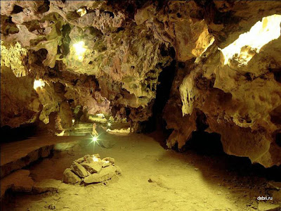 Amazingly Beautiful Caves 5
