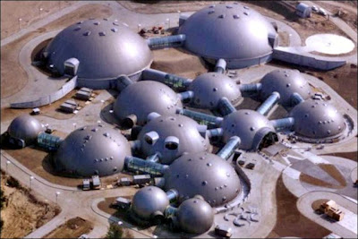 Futuristic Radio Station (9) 5
