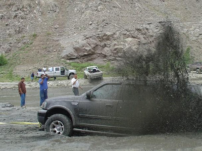 Cars Confronting Mud (9) 4