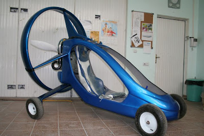 Aircraft Capable Of Traveling On Land, Water & Air (3) 3