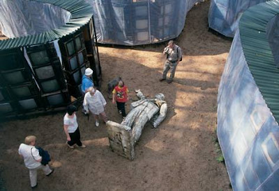 Worlds Largest Sculpture Made of TV Sets - LNK Infotree (4) 2