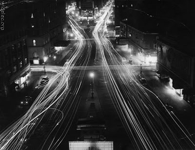 Amazing Light Trail Photographs (11) 3