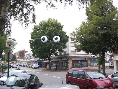 Street Art Installations - Human Plants (5) 1
