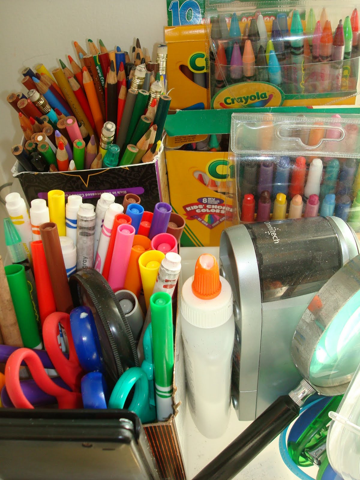 From Chutney to Maple syrup....our move to Canada. Organizing School