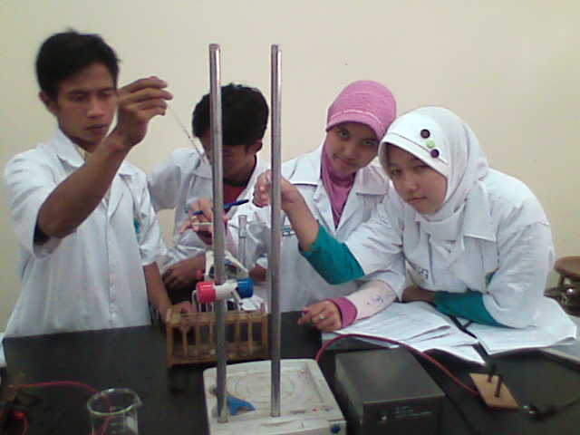 praktikukum kimia UPI