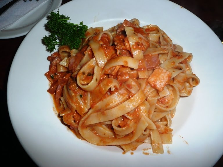 [P1120983.JPG]