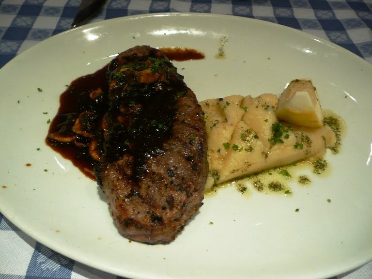 [P1130062.JPG]