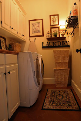 Southern Lagniappe: Laundry Room Makeover
