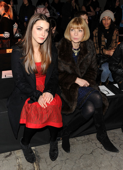 [Alexander+Wang+Front+Row+Fall+2010+MBFW+X2zYpoXaMX0l.jpg]