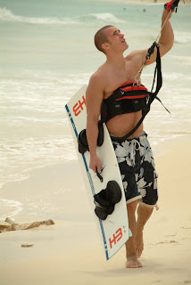, Friends at CocoBeach, Playa Del Carmen Kiteboarding