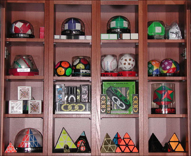 Collection hobbies. Коллекция головоломок Рубика. Стеллажи для коллекции головоломок. Коллекция кубиков рубиков. Коллекционеры головоломок.