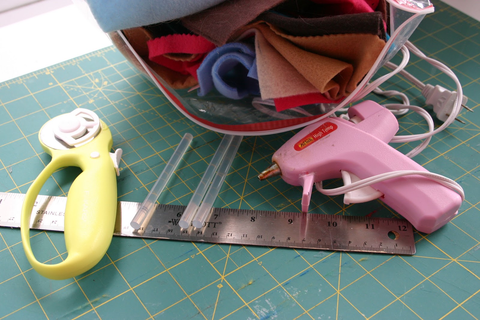 all things fee. where life meets craft Chalkboard Eraser Tutorial!