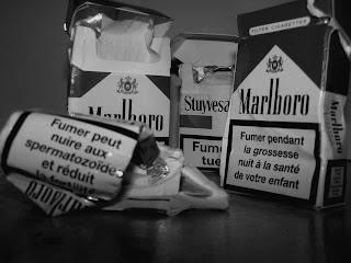 photo boite cigarette noir et blanc