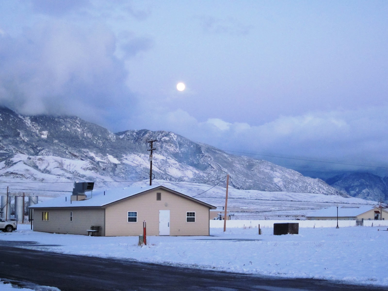 Mackay, Idaho 83251 First Measureable Snow in Mackay, Idaho November
