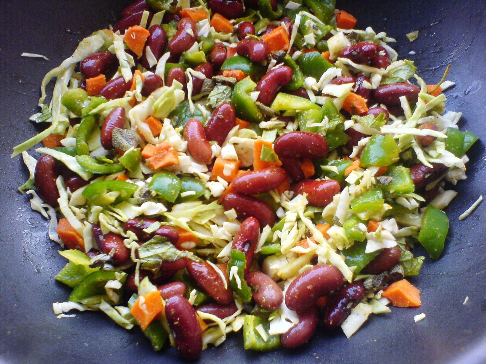 RAWk Me! The Kidney Bean Salad