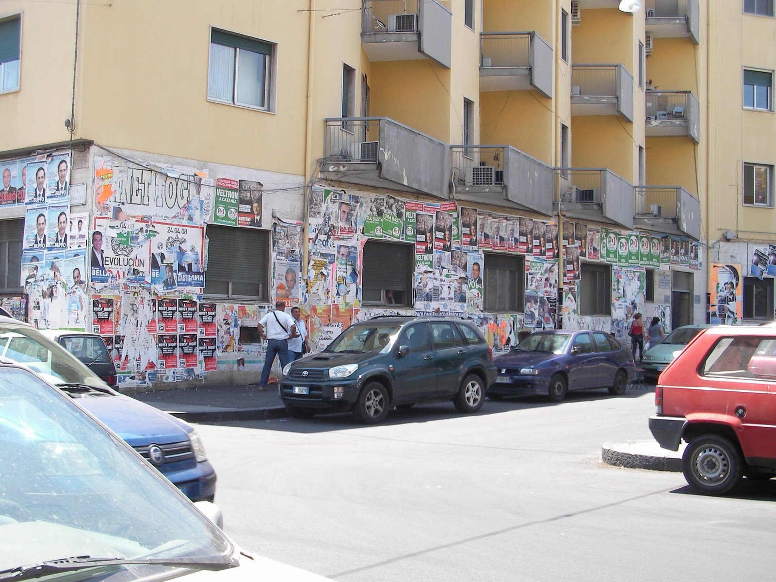 [Muro+Catania.JPG]
