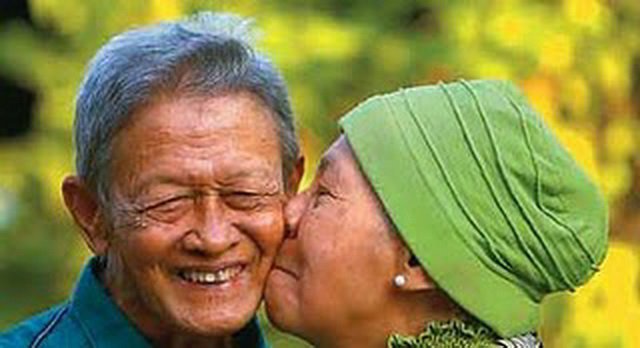 Renungan Orang Tua: Setia Sepanjang Usia