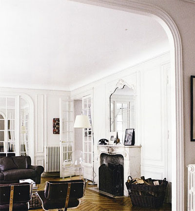 Habitually Chic®: Perfectly Imperfect Parisian Apartment