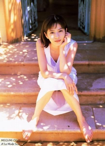 [megumi_oishi_photo_10.jpg]