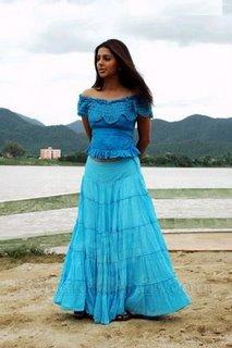 [untitledjkl+copy.jpg]