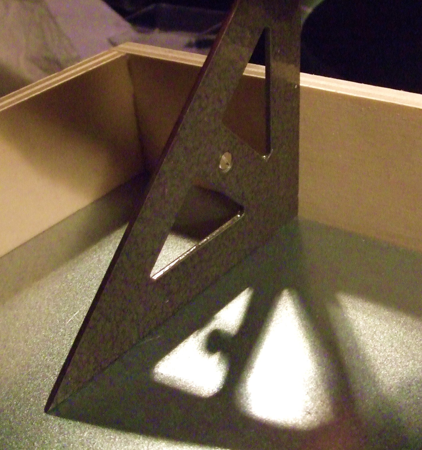 Andrea Thieck Miniatures My new gluing board