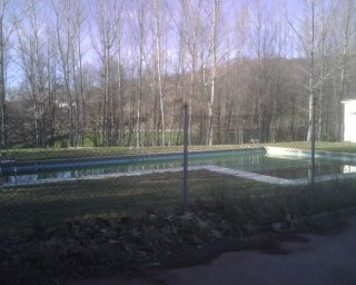 [1-piscina.JPG]