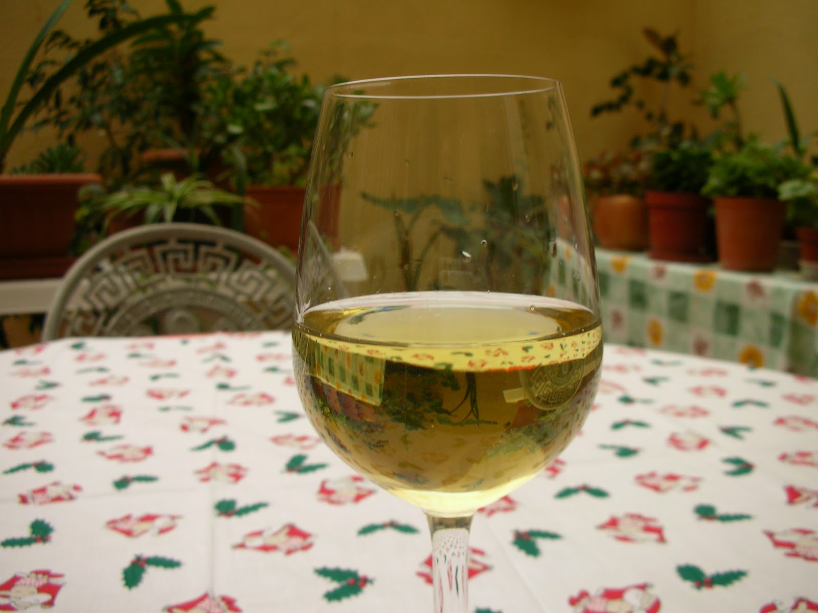 WINEReno Spiteri's Wineopolis. A Taste of MaltaThe White Wines (3).