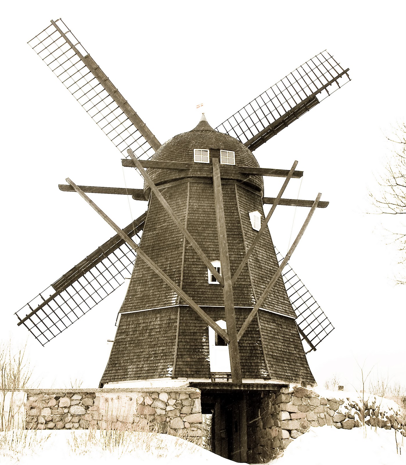 [LR windmill.jpg]