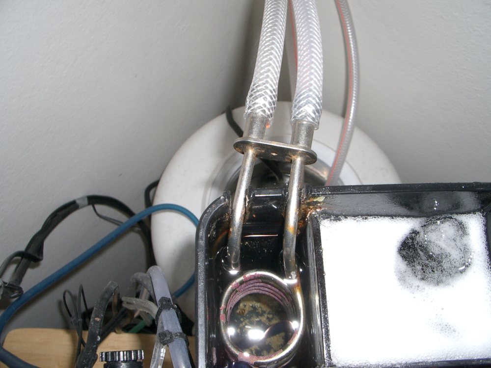 [rust+on+the+chiller+coil.jpg]