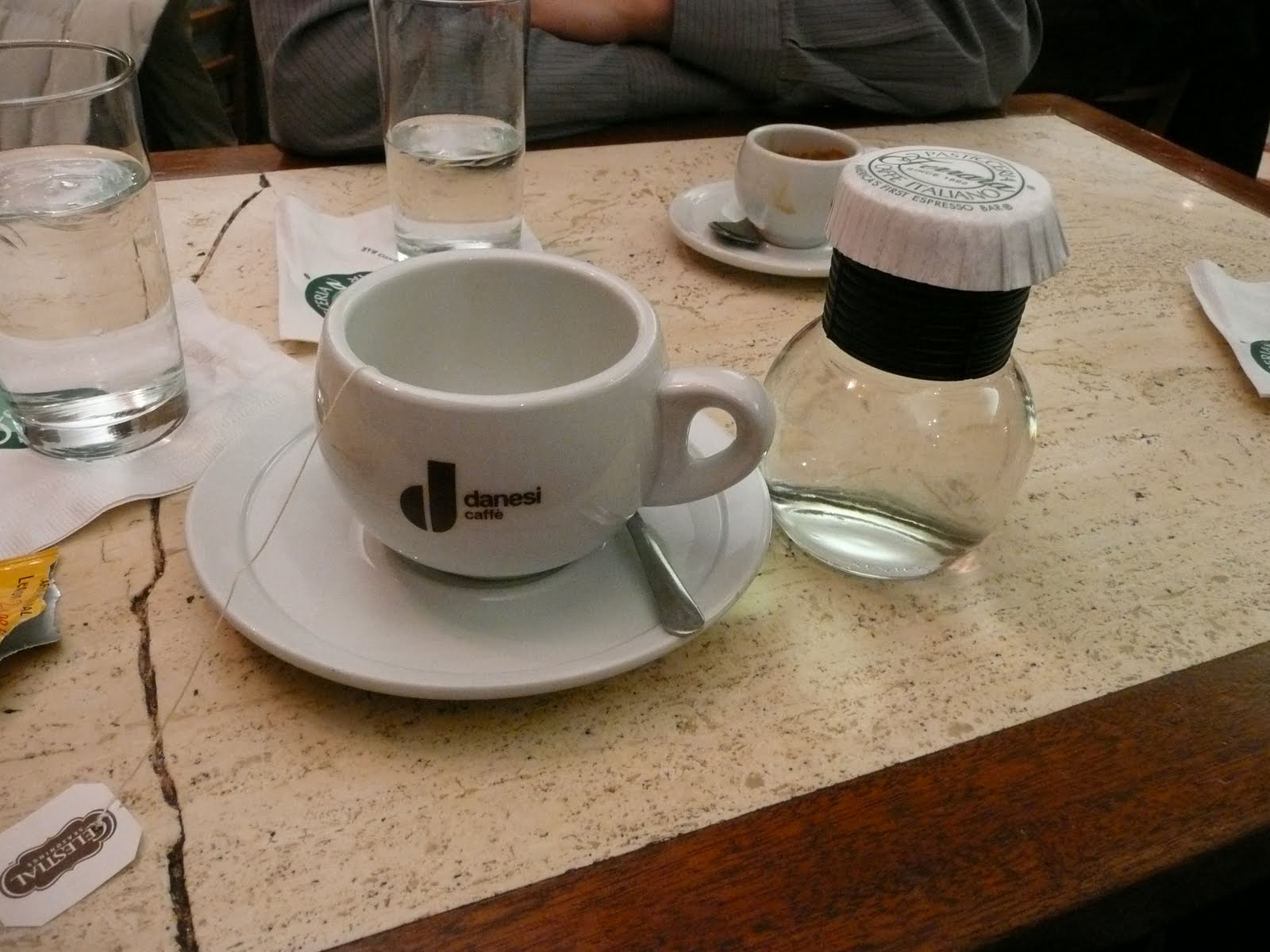 [ferrara.JPG]