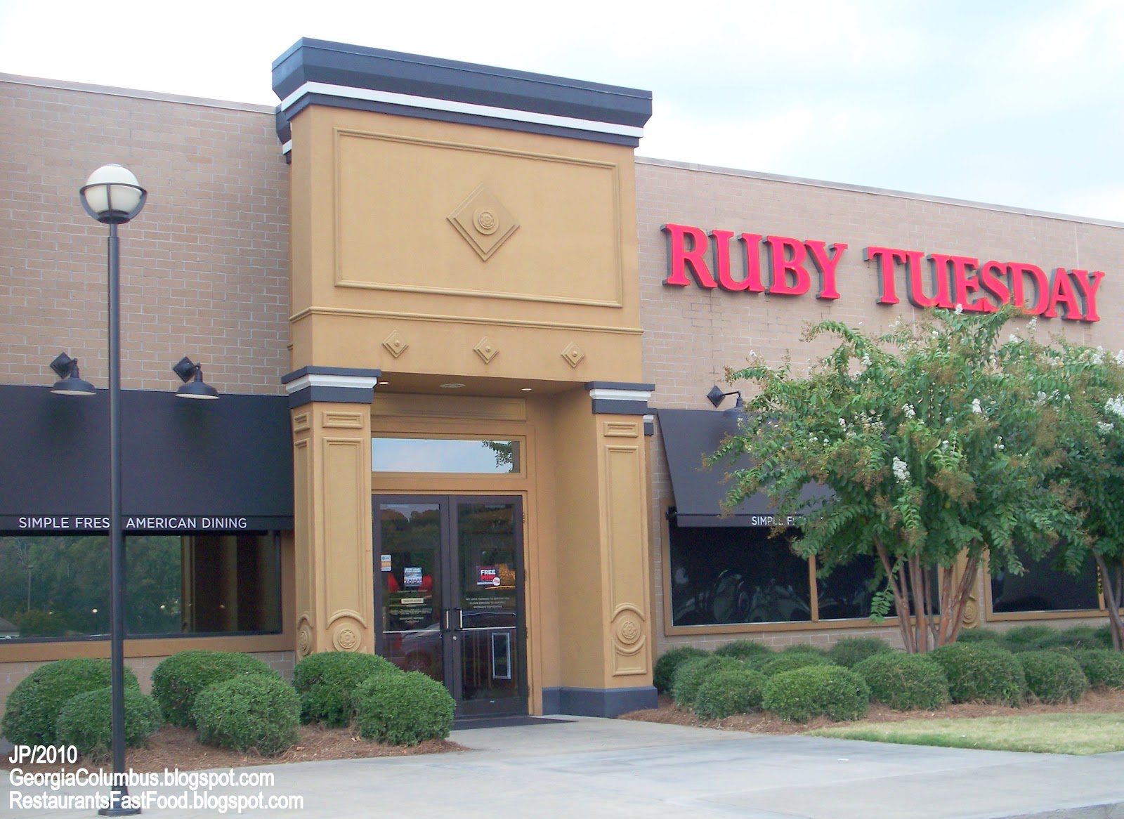 Ruby Tuesday Restaurants Dress Code