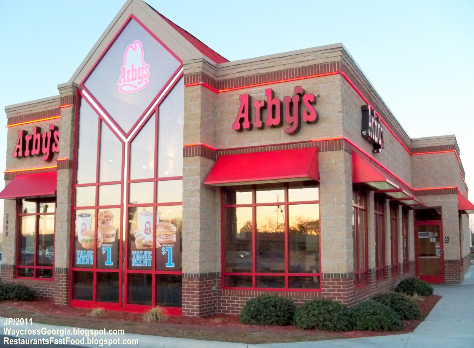 WAYCROSS Ware Cty.College Restaurant Bank Hotel Attorney Dr