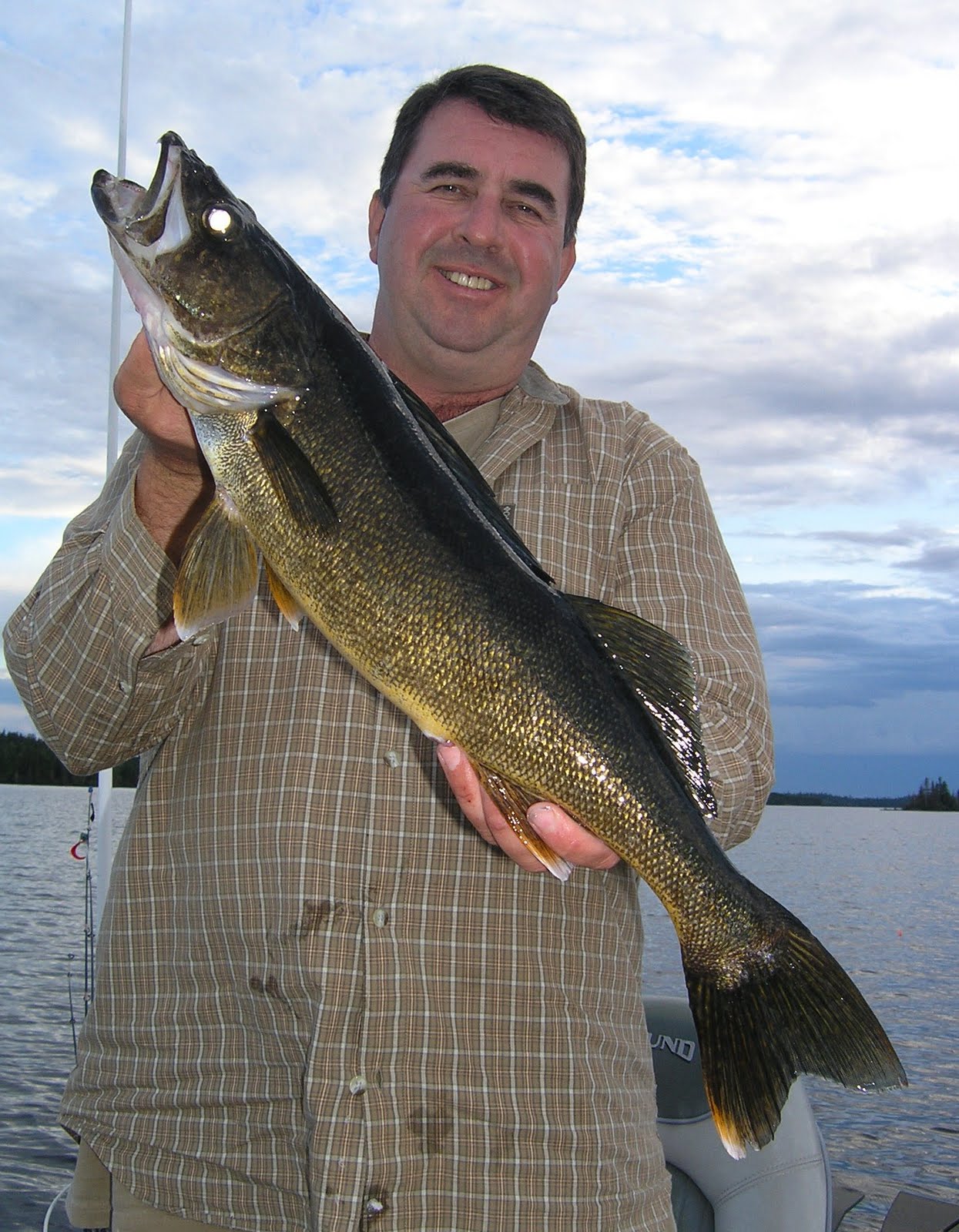 Red Lake Fishing Reports Ontario for Monster Northern Pike and Walleye