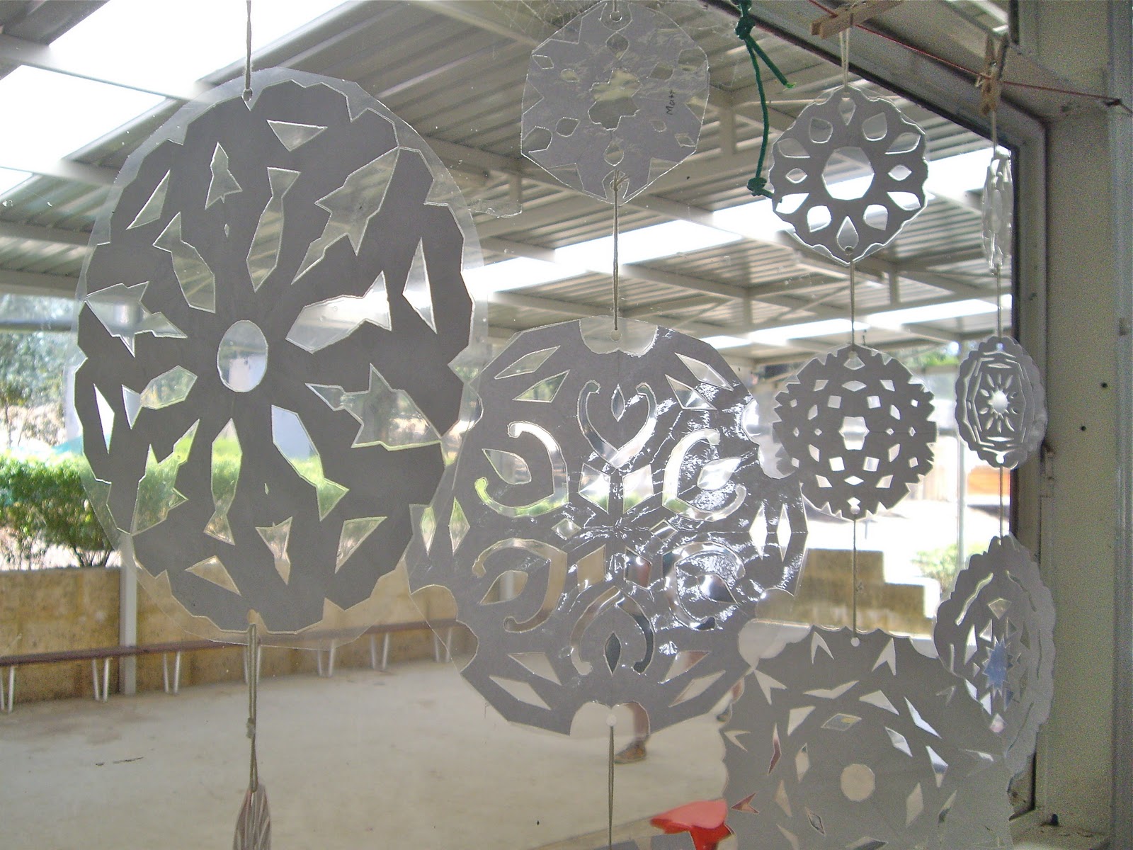Use Your Coloured Pencils: Snowflake Mobiles