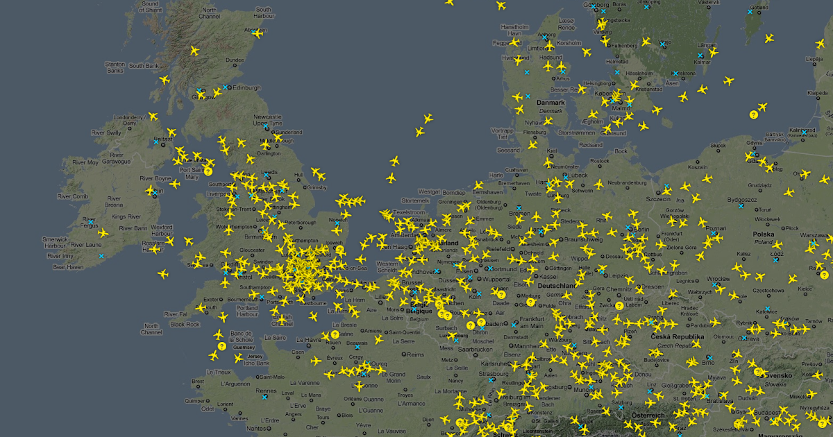 bilbao_aviation_pro Bilbao Departures and Arrival (FLIGHT RADAR)