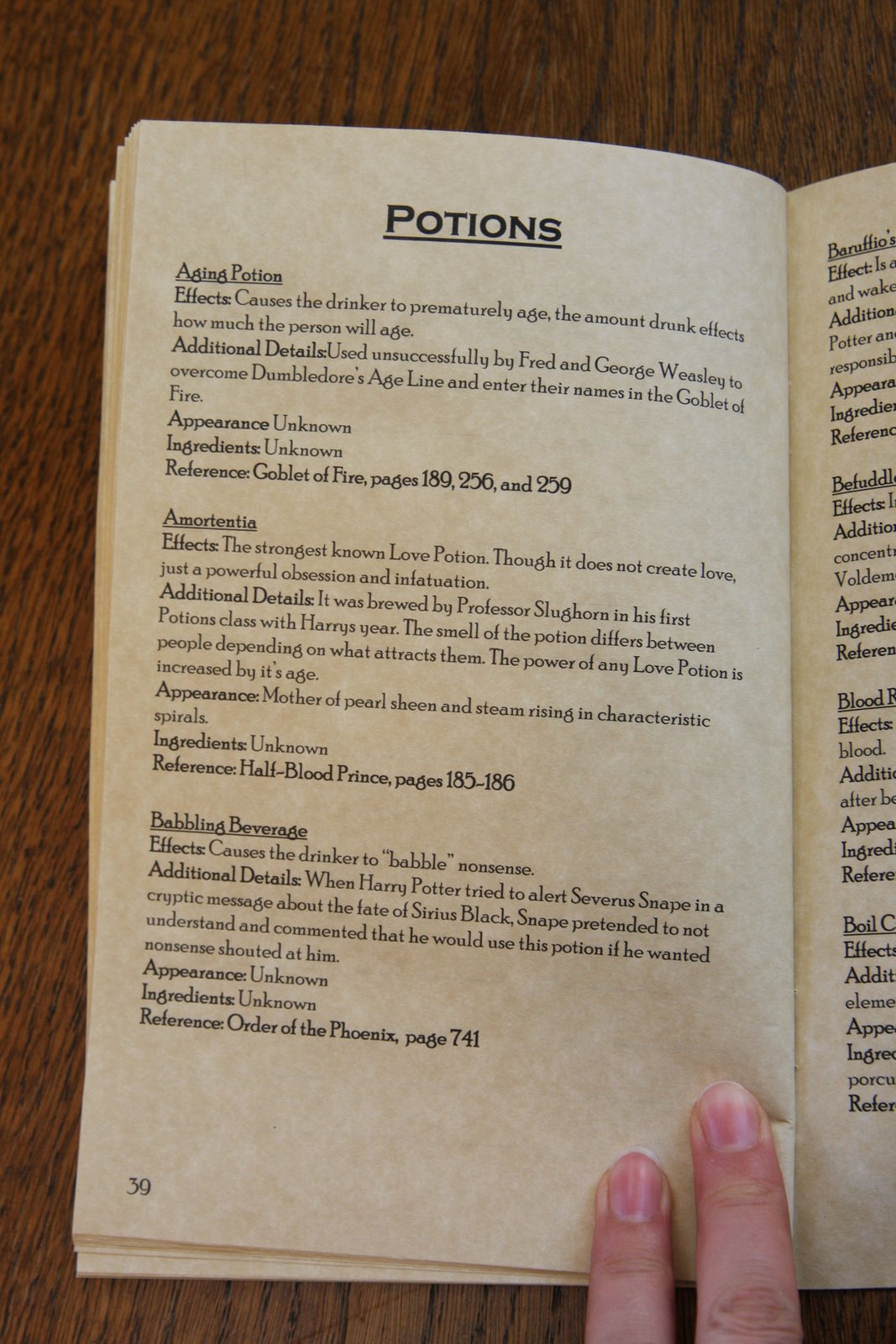 My Harry Potter Party: The Hogwarts Charms, Spells and Potions Book
