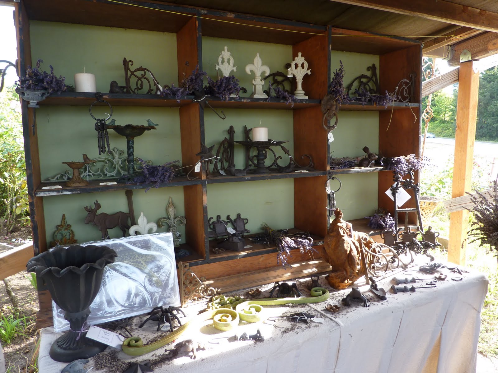 Waldorf Kennels Ridgefield, Washington Garden Gift Shop