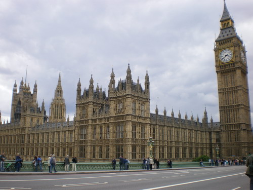 [Parliament+Houses.jpg]