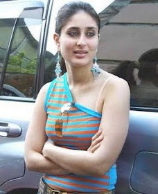 Bollywood Album: kareena kapoor hot kiss pic best 2010 in saree