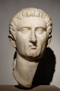 Dammi il 5!: PROMEMORIA 18 settembre 96 - Marco Cocceio Nerva diviene Imperatore romano