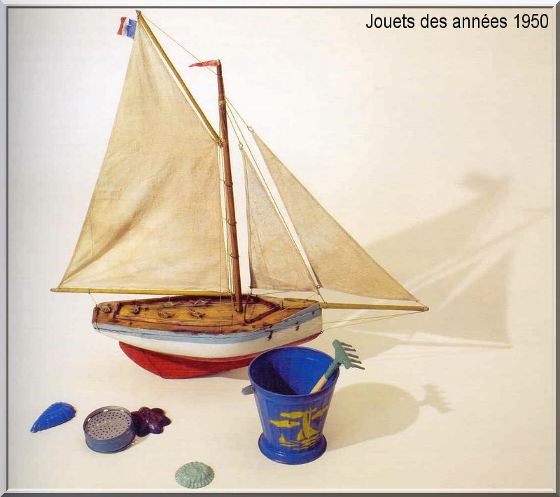 Quinze marins sur le bahut du mort: Bateaux Jouets - Voilier de Bassin
