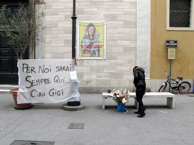 Gigi's bench, via della Madonna, Livorno